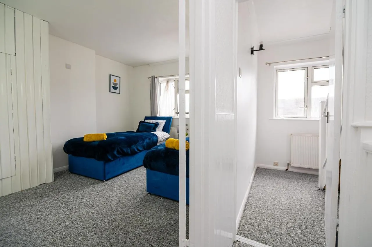 Holiday home 3 Bed Gorgeous House Abbeywood Villa Abbey Wood United Kingdom