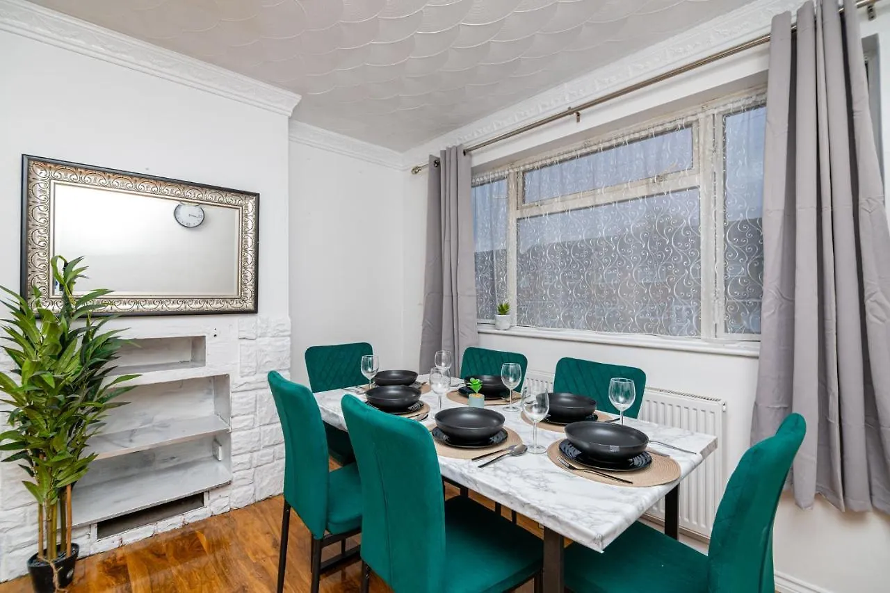 Vila 3 Bed Gorgeous House Abbeywood Abbey Wood 0*,